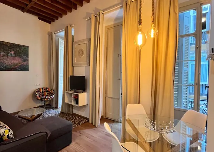 HomeAbroad Apartments - Deluxe Larios Malaga Center