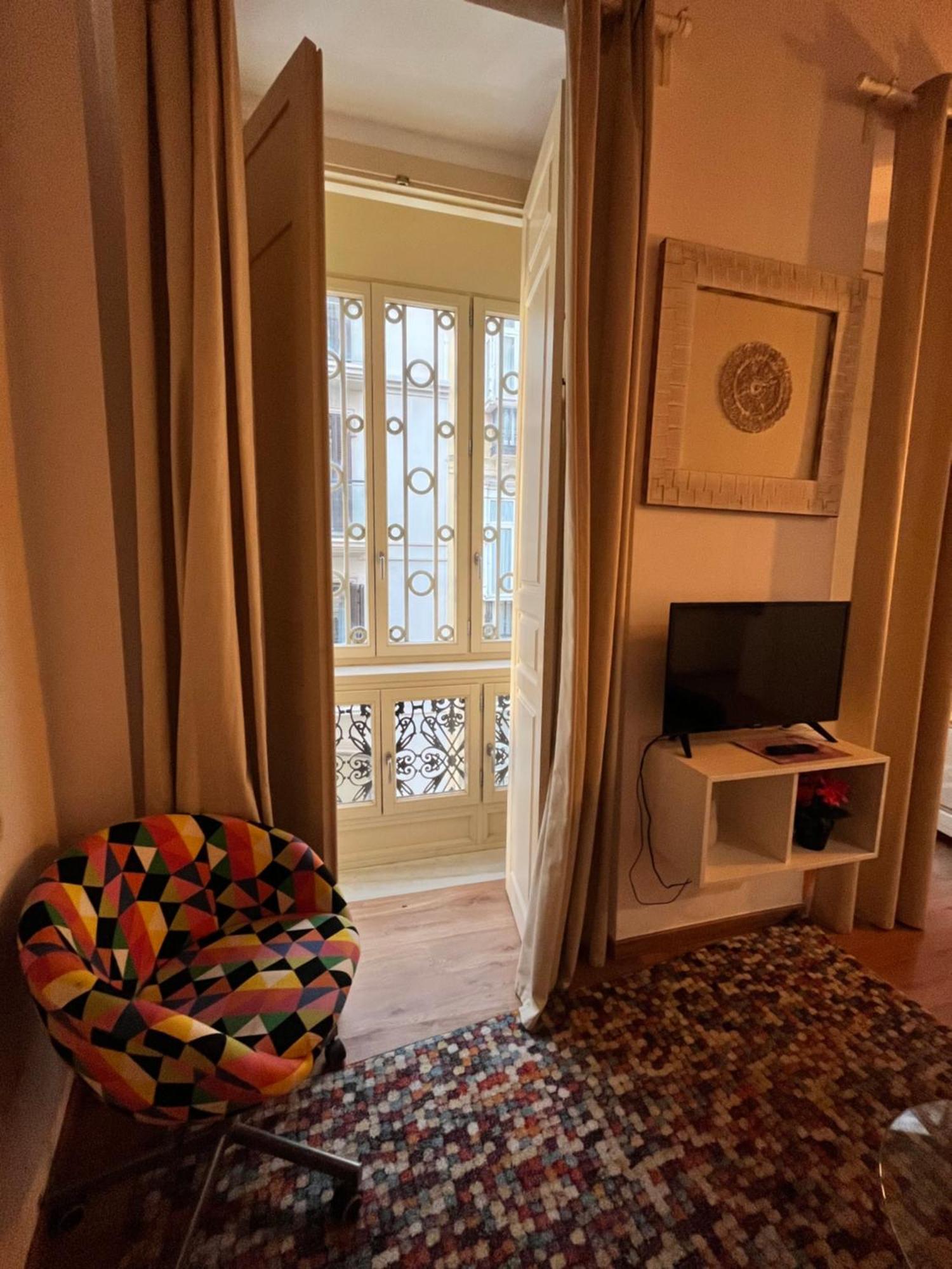 Homeabroad - Deluxe Larios Center